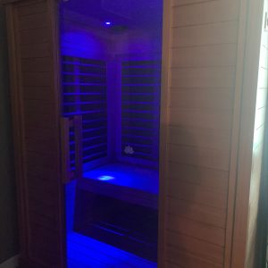 Infrared-Light Sauna Treatment